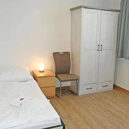 Appartementhaus Mit Balkon Im Ostseebad Hm-adl 民宿 *