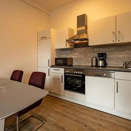 Appartementhaus Mit Balkon Im Ostseebad Hm-adl * 奥斯特巴德·哥伦