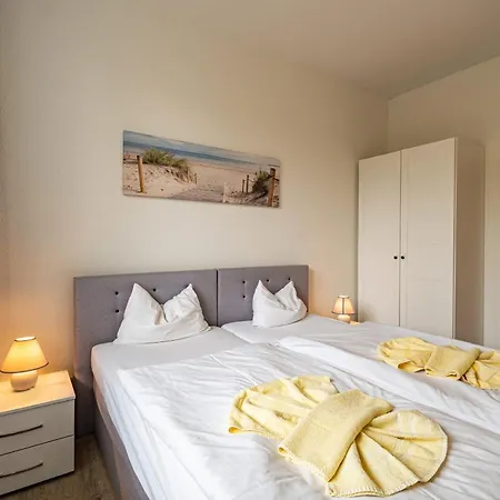 Appartementhaus Mit Balkon Im Ostseebad Hm-adl 民宿 奥斯特巴德·哥伦