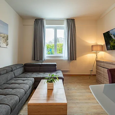 民宿 Appartementhaus Mit Balkon Im Ostseebad Hm-adl *
