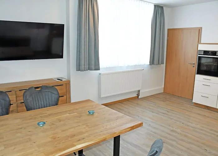 Appartementhaus Mit Balkon Im Ostseebad Hm-adl Goehren (Ruegen)