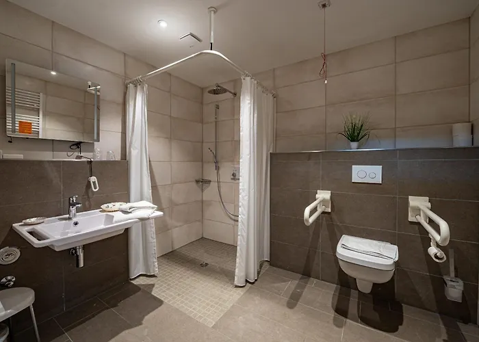 Appartementhaus Mit Balkon Im Ostseebad Hm-adl