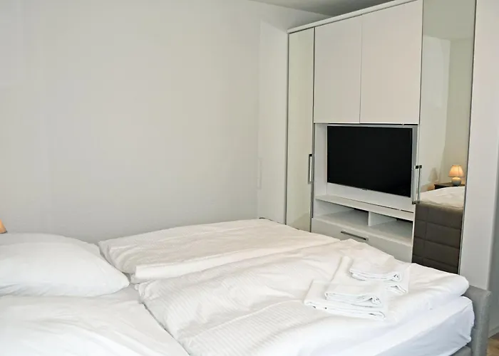 Appartementhaus Mit Balkon Im Ostseebad Hm-adl