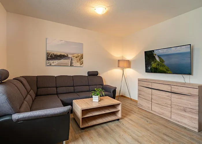 Appartementhaus Mit Balkon Im Ostseebad Hm-adl Goehren (Ruegen)